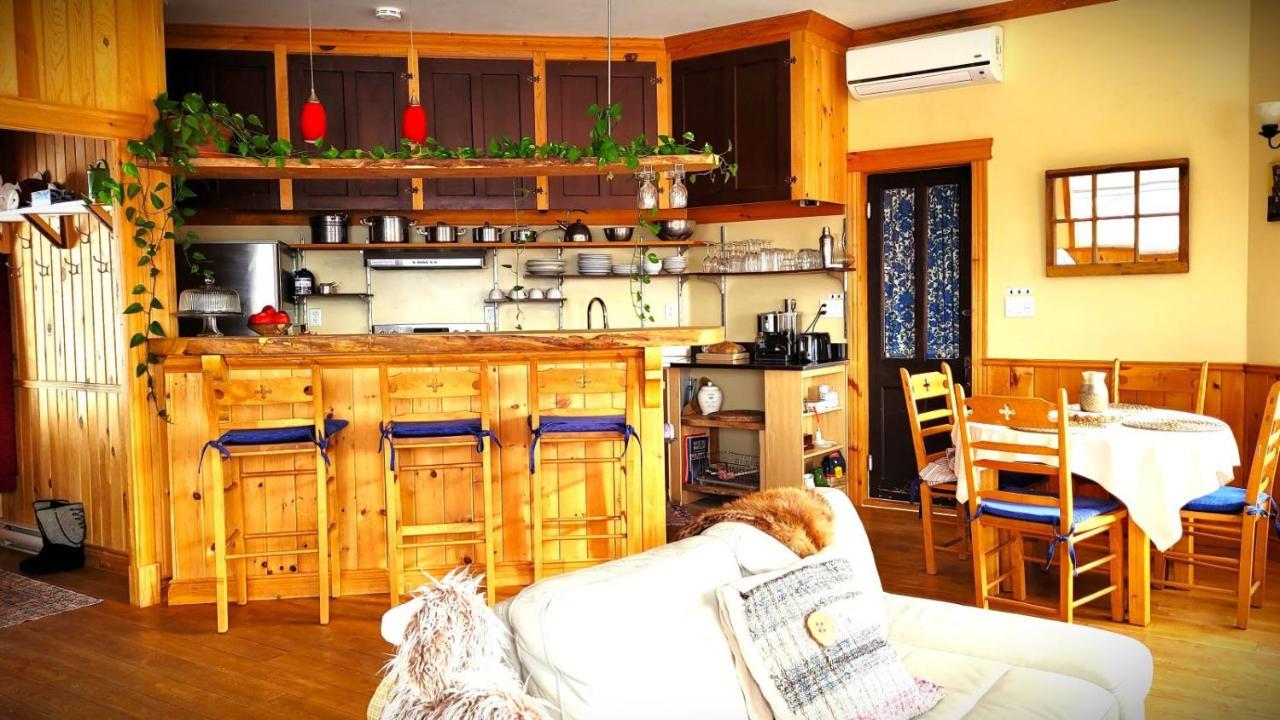 La Vieille Ferme, Ecogite Saint-Fulgence المظهر الخارجي الصورة