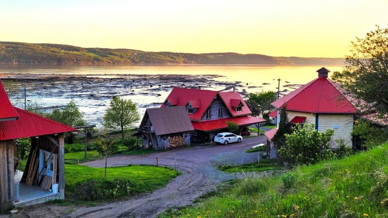 La Vieille Ferme, Ecogite Saint-Fulgence المظهر الخارجي الصورة
