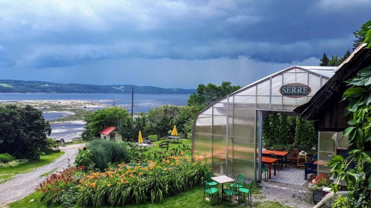 La Vieille Ferme, Ecogite Saint-Fulgence المظهر الخارجي الصورة