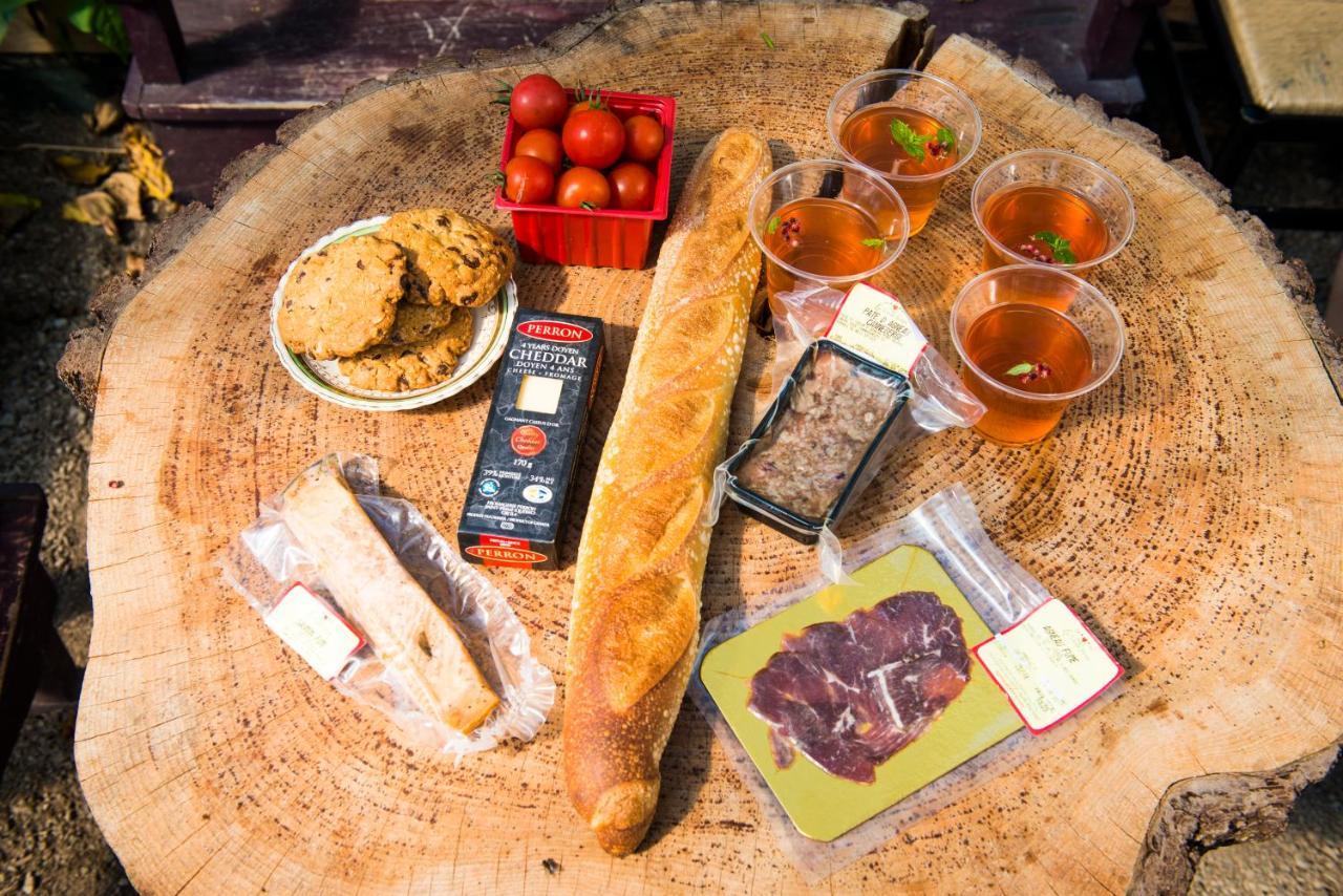 La Vieille Ferme, Ecogite Saint-Fulgence المظهر الخارجي الصورة